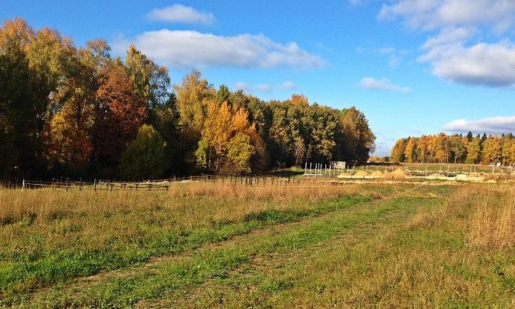 Апрель