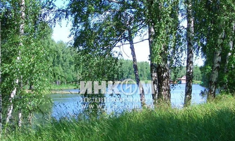 Красные пруды